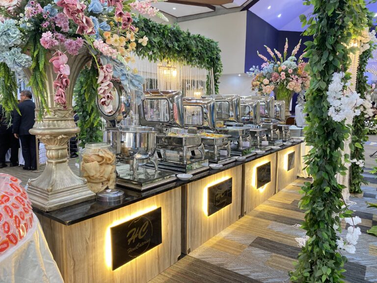 Menentukan Catering Pernikahan